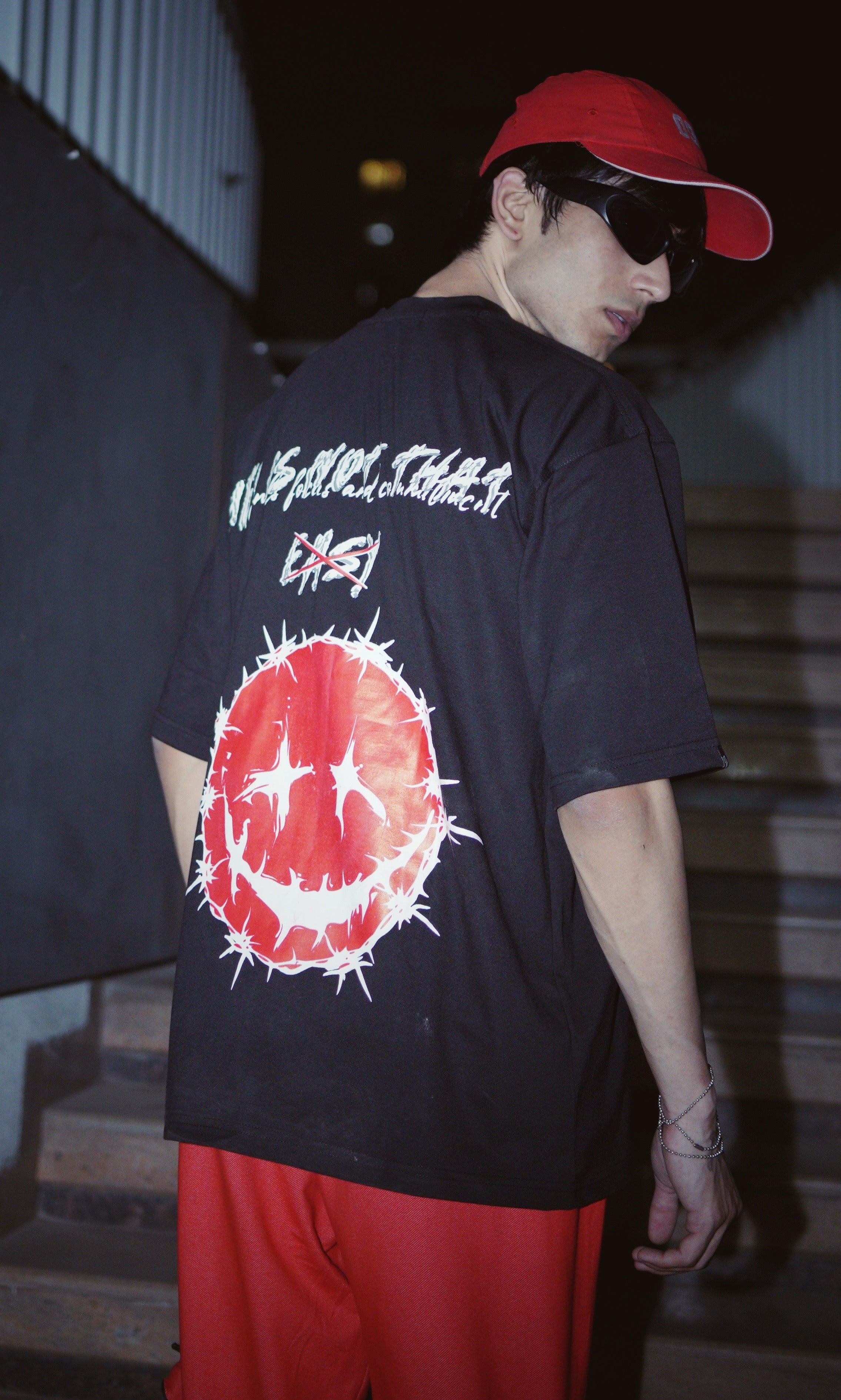 Tricked Black Oversized T-Shirt